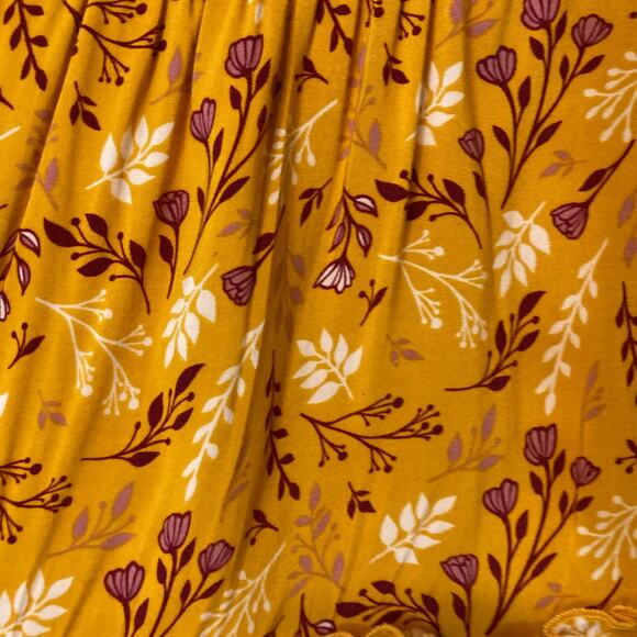 ❤️5/$25 SALE Tahari Girl’s Yellow Orange Floral Long Sleeve Flowy Blouse Top - Picture 2 of 9